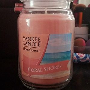 Yankee Candle Coral shores large candle